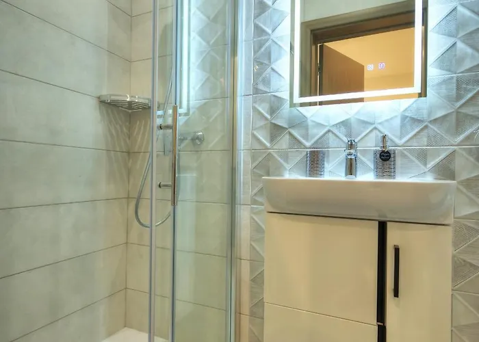 Britannia Suites, 2bedrooms Flat, View Jcas1 Апартаменты Флориана