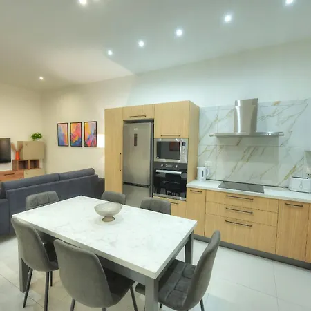 Britannia Suites, 2bedrooms Flat, View Jcas1 *