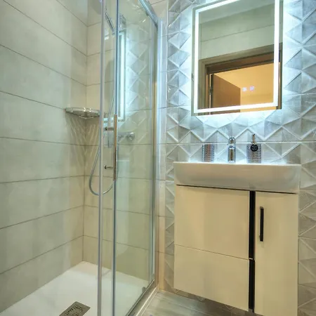 Britannia Suites, 2bedrooms Flat, View Jcas1 Lejlighed Floriana