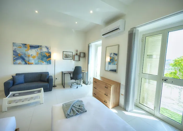 Britannia Suites, 2bedrooms Flat, View Jcas1 アパート フロリアーナ